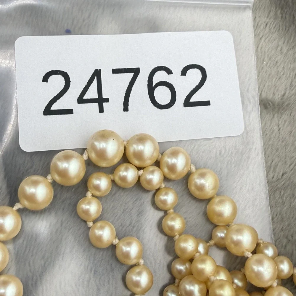 Vintage Estate Necklace Glass Beaded Imitation Pearl Knotted Cream 20in